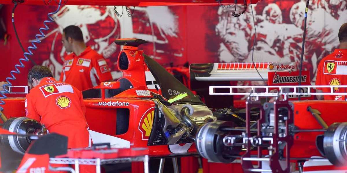 Ferrari World Abu Dhabi for First-Time Theme Park Visitors: What to Combine with Your Abu Dhabi City Tour With Ferrari W
